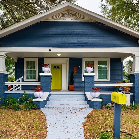 The Green Door In Ybor Тампа Екстериор снимка